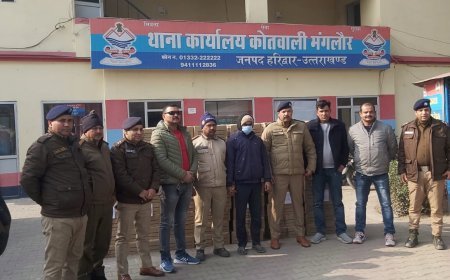 शराब तस्करी पर हरिद्वार पुलिस की बड़ी सर्जिकल स्ट्राइक दस टायरा ट्रक के साथ चालक दबोचा  300 पेटी अंग्रेज़ी शराब बरामद 