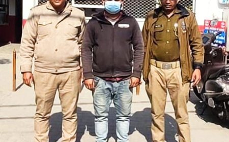 सोशल मीडिया पर हथियारों की नुमाइश करना पड़ा भारी नक़ली पिस्टल के सहारे रील बना कर भौकाल जमाने की कोशिश