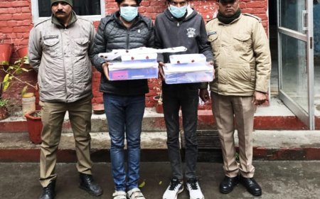 घने कोहरे की आड़ लेकर मोबाइल दुकानों को । बनाने वाले दिल्ली के कुख्यात चोर गिरोह की चाल पर हरिद्वार पुलिस का करारा प्रहार