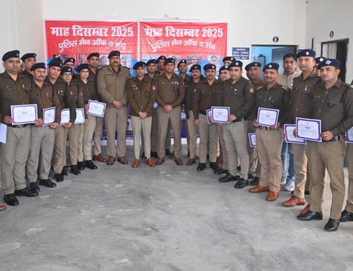 जनपद प्रभारी के साथ-साथ अभिभावक की भूमिका निभा रहे वरिष्ठ पुलिस अधीक्षक हरिद्वार प्रमेन्द्र सिंह डोबाल