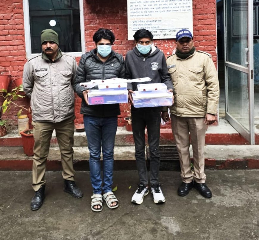 घने कोहरे की आड़ लेकर मोबाइल दुकानों को । बनाने वाले दिल्ली के कुख्यात चोर गिरोह की चाल पर हरिद्वार पुलिस का करारा प्रहार