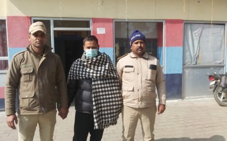 इलाज कराने आई युवती से डॉ ने की छेड़ छाड़ पुलिस ने शिकायत मिलने पर आरोपी डॉ को भेज जेल