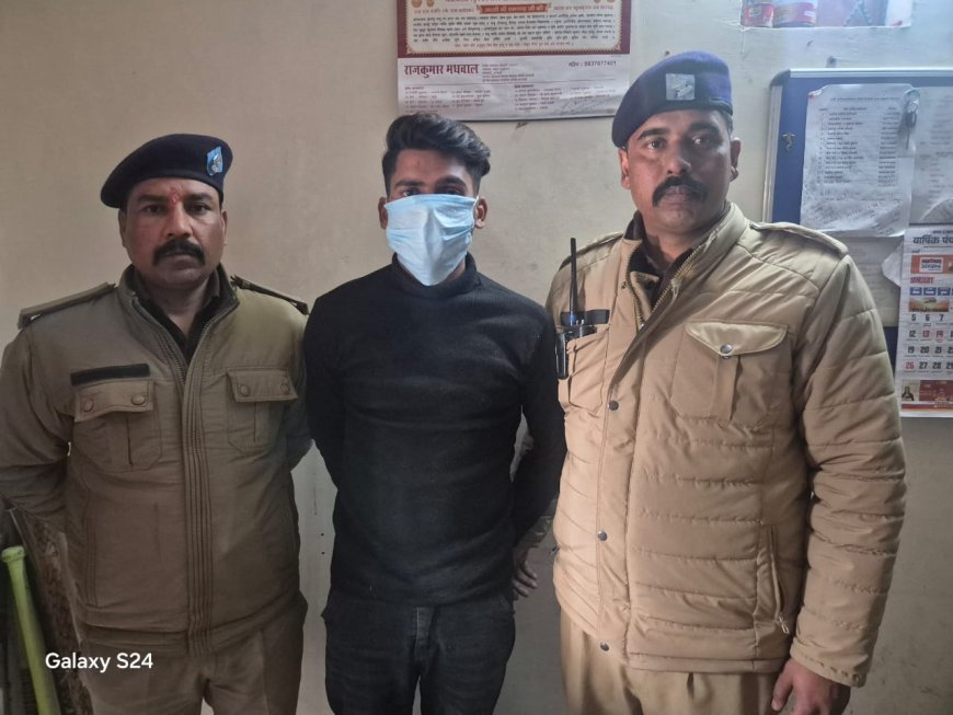 देहरादून के व्यस्तम इलाके में युवती पर धारदार हथियार से हमला हस्पताल में डॉक्टरों ने मृत घोषित किया दूल्हा बाजार में दिन दहाड़े हुये इस हत्याकांड से लोग दहशत में आरोपी गिरफ़्तार