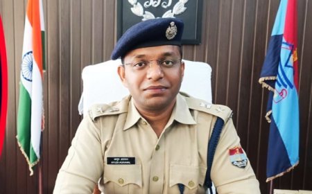 आगामी कुंभ मेले की तैयारियों को मजबूत करने के लिए शासन और पुलिस मुख्यालय ने महत्वपूर्ण प्रशासनिक फेरबदल किया है।