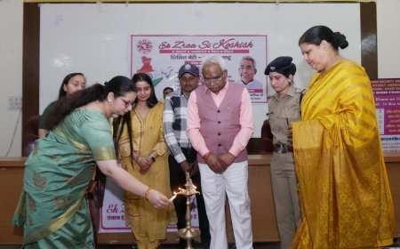 गुरुकुल की छात्राओं के लिए ‘शिक्षित बेटी सशक्त राष्ट्र’ विषय पर संवाद कार्यक्रम का आयोजन किया गया। कार्यक्रम में मुख्य अतिथि कैबिनेट मंत्री मदन कौशिक ने छात्राओं से सीधा संवाद करते हुए उनके सवालों के जवाब दिया