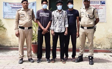 हरिद्वार क्षेत्र में झगड़ा कर शांति व्यवस्था भांग करने वालों व बाइक से स्टंट करने वालों पर पुलिस का एक्शन  15 मोटर बाइक सीज़