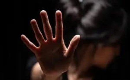 पिरान कलियर: हरियाणा की 20 वर्षीय युवती को बंधक बनाकर उसके साथ दुष्कर्म किए जाने का सनसनीखेज मामला सामने आया है। पीड़िता ने आरोप लगाया कि उसे नशीला पदार्थ पिलाकर अपनी गिरफ्त में लेने का प्रयास