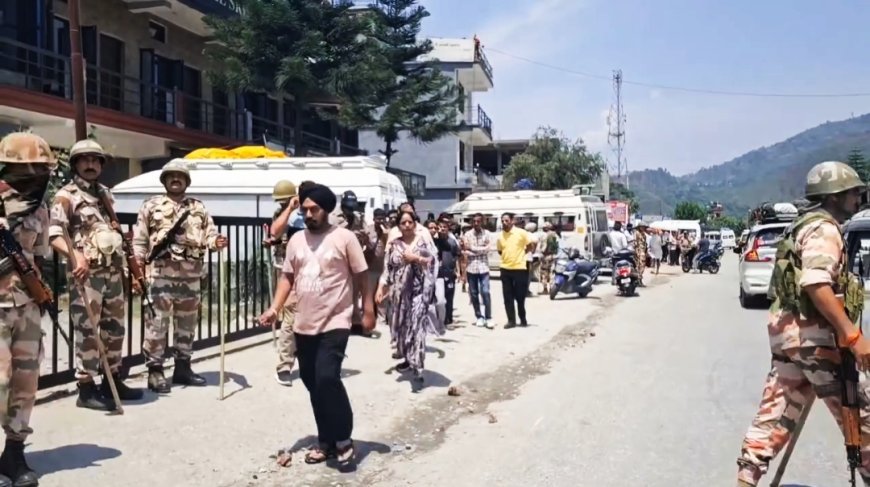 देहरादून: कर्णप्रयाग में सिख श्रद्धालुओं और स्थानीय लोगों के बीच हुए विवाद के बाद उठे सवालों के बीच पुलिस मुख्यालय ने निष्पक्ष और पारदर्शी जांच सुनिश्चित करने के लिए लिया बड़ा फैसला।