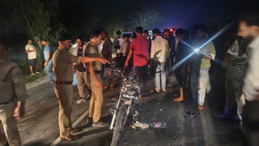 रूड़की कोतवाली क्षेत्र में भीषण हादसा बजुहेड़ी रुड़की के बीच कवाड़ पर दो बाइक आमने सामने टकराई तीन युवकों की दर्दनाक मौत।